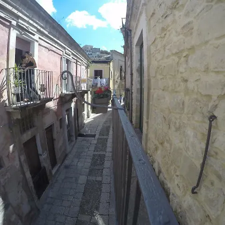 Pietraviva Appartement Ragusa Buitenkant foto