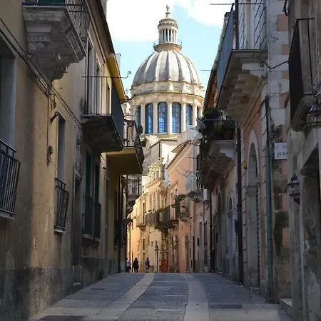 Pietraviva Appartement Ragusa Buitenkant foto
