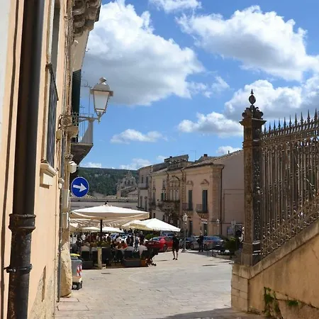 Pietraviva Appartement Ragusa Buitenkant foto